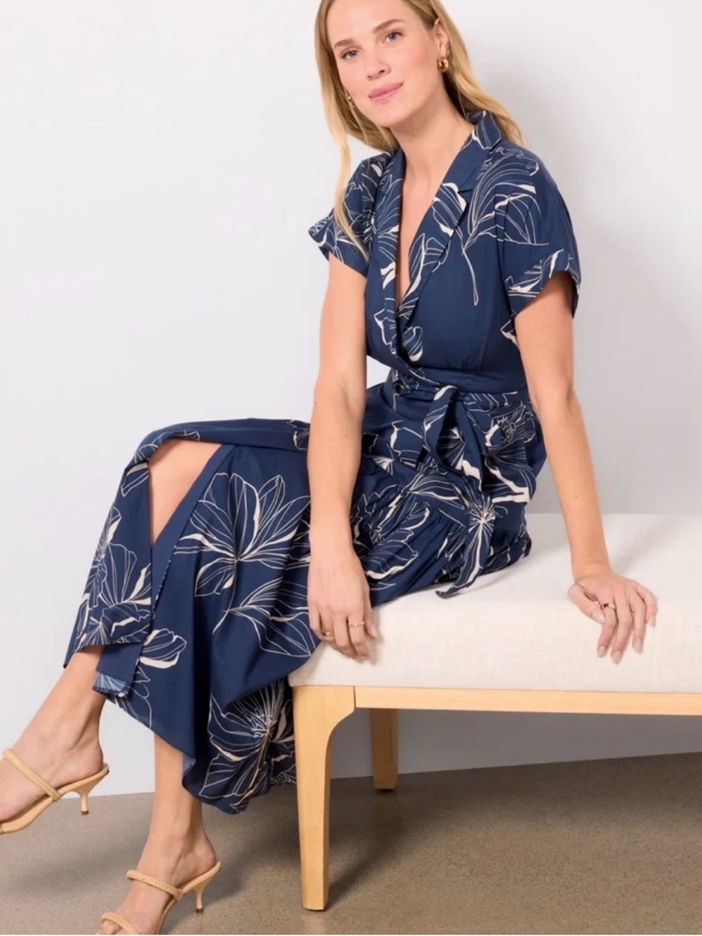 NWT Hutch size M Rosen belted midi dress in blue floral - Picture 2 of 13